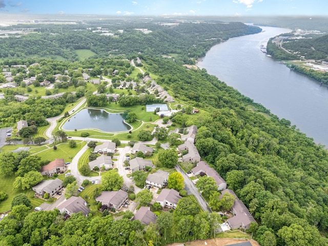 2862 Cliffview Ct, Villa Hills, KY 41017 - aerial perspective of suburban area with a large body of water and a forest
