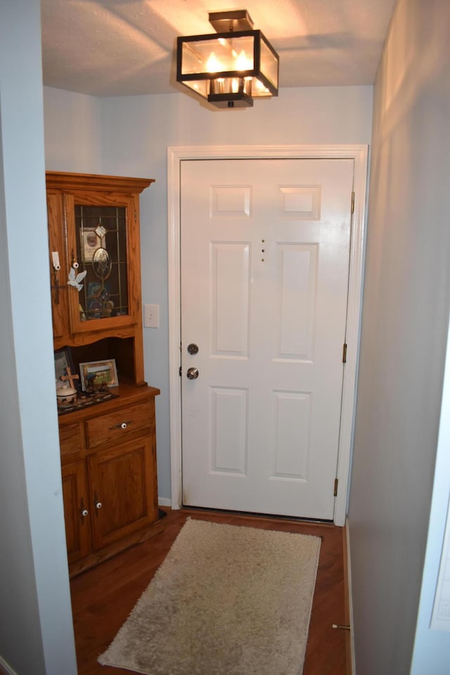 185 Cave Run Dr Unit 5, Erlanger, KY 41018 - entryway with dark wood-style flooring
