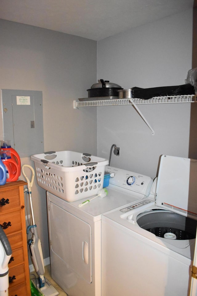 185 Cave Run Dr Unit 5, Erlanger, KY 41018 - laundry room with washing machine and dryer and electric panel