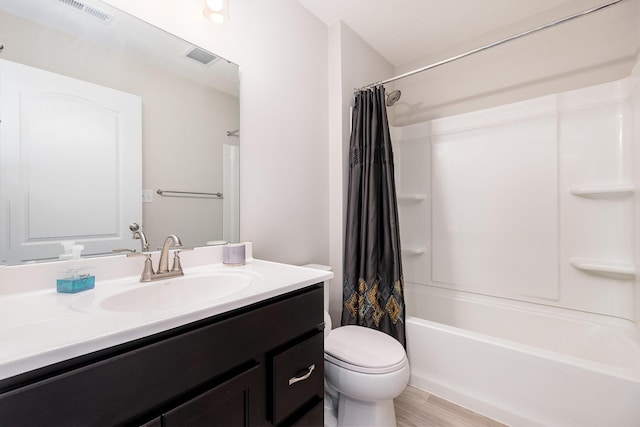 2535 Crosshill Dr, Crescent Springs, KY 41017 - full bath with vanity, toilet, and shower / bath combination with curtain