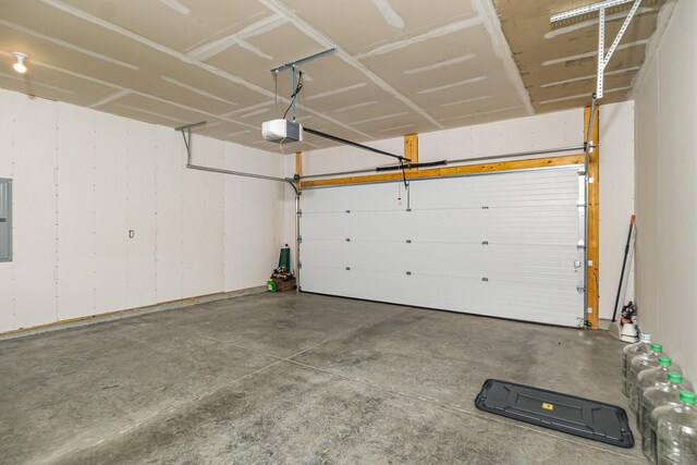 1739 Barons Cv, Hebron, KY 41048 - garage with a garage door opener