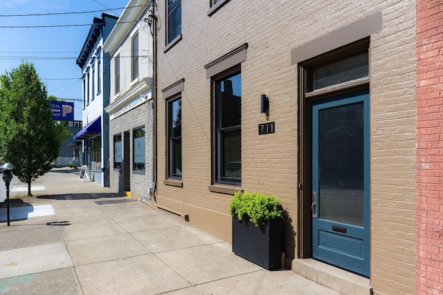 711 Scott St, Covington, KY 41011 - photo 2