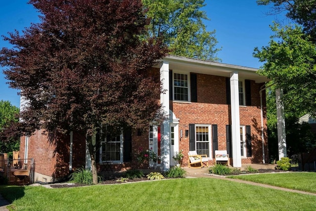 3416 Meadowlark Dr, Edgewood, KY 41018 - neoclassical home featuring brick siding and a front yard