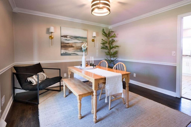 3416 Meadowlark Dr, Edgewood, KY 41018 - dining space with wood finished floors, crown molding, and baseboards