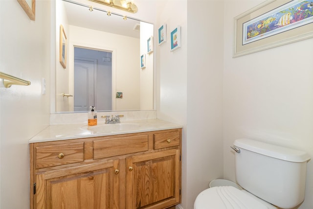 816 Winterberry Ct, Villa Hills, KY 41017 - half bath with toilet and vanity