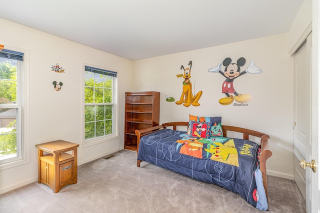 816 Winterberry Ct, Villa Hills, KY 41017 - carpeted bedroom with baseboards