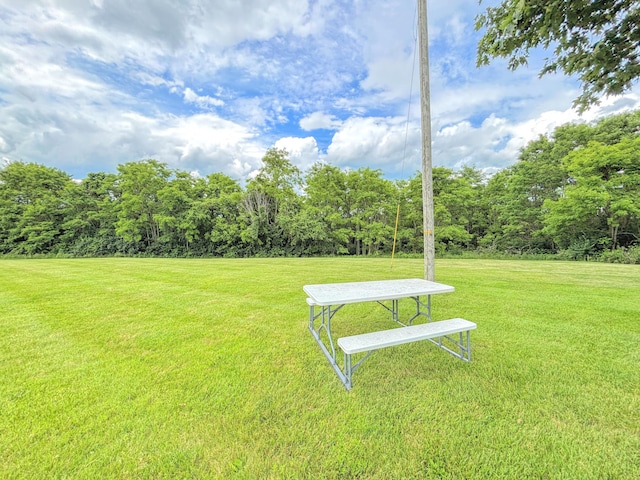 15295 Parkers Grove Rd, Morning View, KY 41063 - view of grassy yard featuring a detached carport