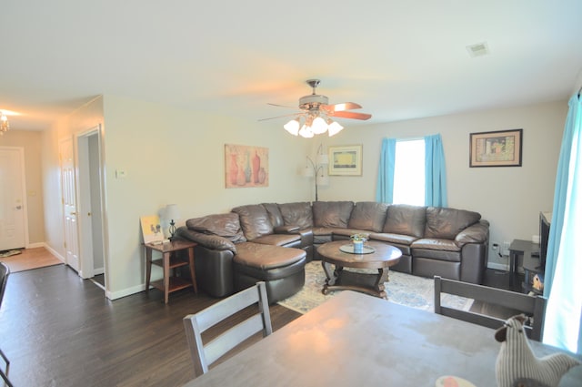 15295 Parkers Grove Rd, Morning View, KY 41063 - living area with dark wood-style floors, ceiling fan, and baseboards