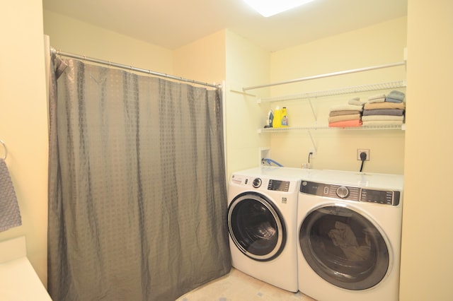 15295 Parkers Grove Rd, Morning View, KY 41063 - laundry room featuring washer and clothes dryer