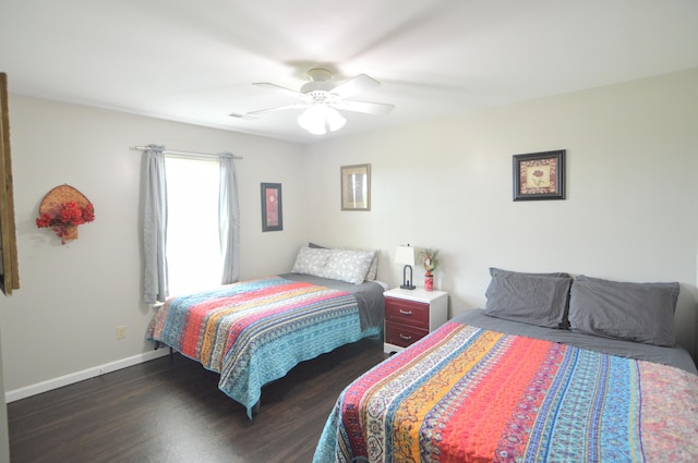 15295 Parkers Grove Rd, Morning View, KY 41063 - bedroom with dark wood-type flooring, baseboards, and ceiling fan