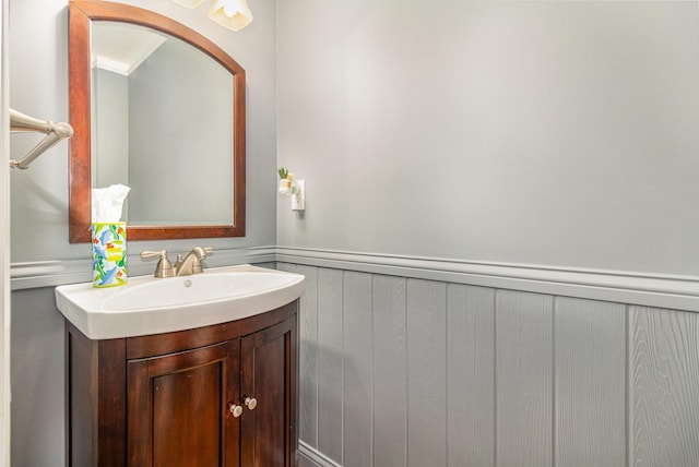315 Shadow Ridge Dr, Highland Heights, KY 41076 - half bathroom featuring vanity and wainscoting