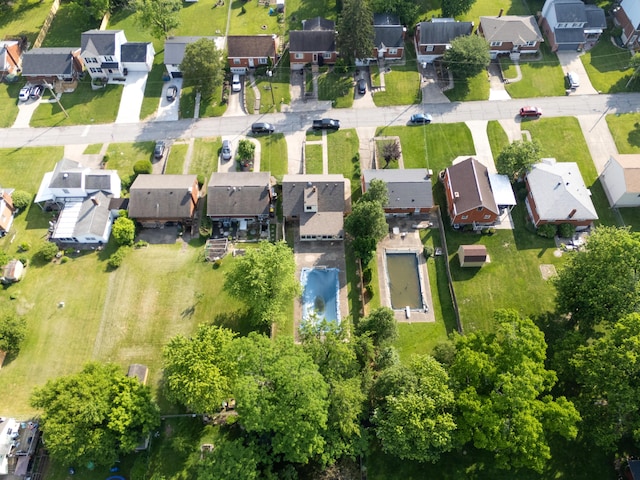 420 Locust St, Erlanger, KY 41018 - aerial view of property and surrounding area featuring nearby suburban area