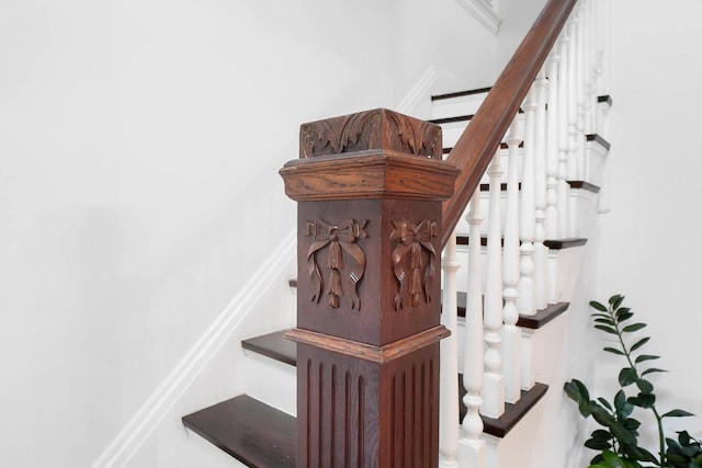 645 Maple Ave, Newport, KY 41071 - view of stairs
