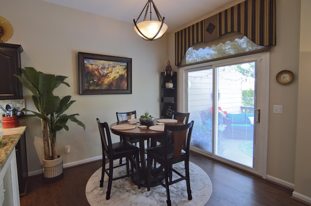 1940 Marktwain Way, Villa Hills, KY 41017 - dining area featuring baseboards and dark wood-style floors