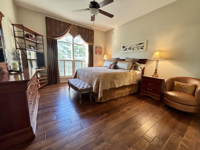 1940 Marktwain Way, Villa Hills, KY 41017 - bedroom with hardwood / wood-style floors and a ceiling fan