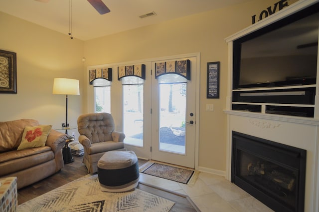 1940 Marktwain Way, Villa Hills, KY 41017 - living room with ceiling fan and a glass covered fireplace