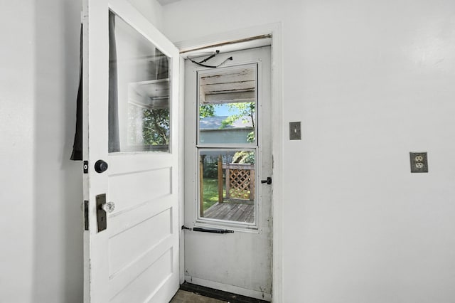 3314 Elizabeth St, Erlanger, KY 41018 - view of doorway to outside