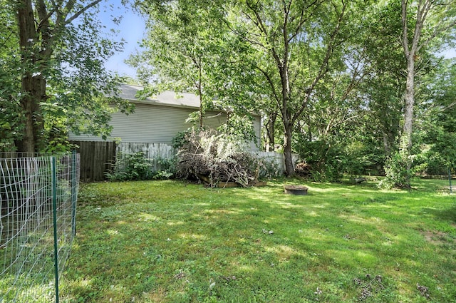3314 Elizabeth St, Erlanger, KY 41018 - view of yard featuring an outdoor fire pit
