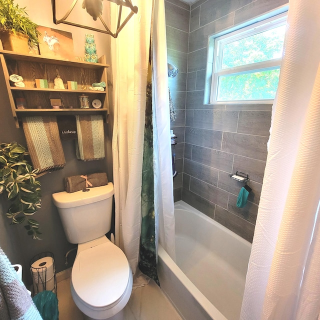 4071 Elizabeth Dr, Independence, KY 41051 - bathroom with toilet and shower / tub combo