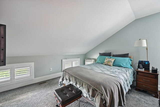 842 Monroe St, Newport, KY 41071 - bedroom with lofted ceiling and carpet