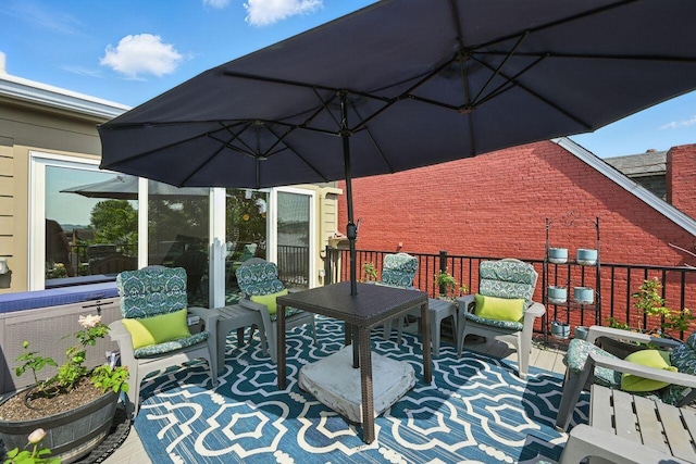 842 Monroe St, Newport, KY 41071 - view of patio