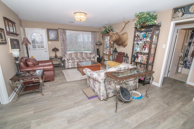 1727 Shaw Rd, Independence, KY 41051 - living room with wood finished floors and baseboards