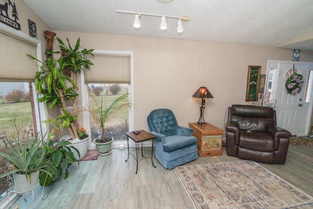 1727 Shaw Rd, Independence, KY 41051 - sitting room with wood finished floors