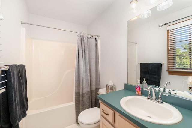 2090 Edenderry Dr, Fort Mitchell, KY 41017 - full bathroom featuring vanity, shower / bath combo, and toilet