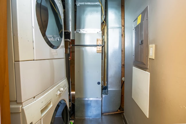 1707 Eastern Ave Unit 1709, Covington, KY 41014 - laundry area with stacked washer and clothes dryer and electric panel
