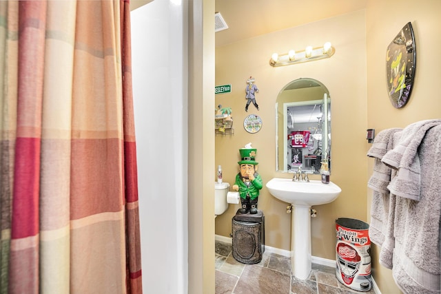 10659 Mountain Laurel Way, Union, KY 41091 - full bath with stone finish flooring and baseboards