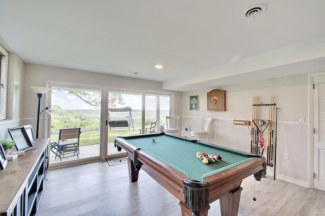 141 Manor Ln, Fort Thomas, KY 41075 - rec room with light wood-style floors, billiards, and recessed lighting