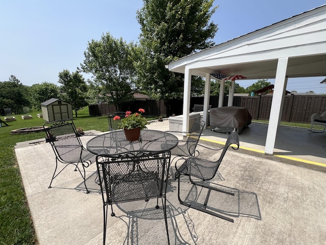 11 Alanna Dr, Wilder, KY 41076 - view of patio featuring outdoor dining area