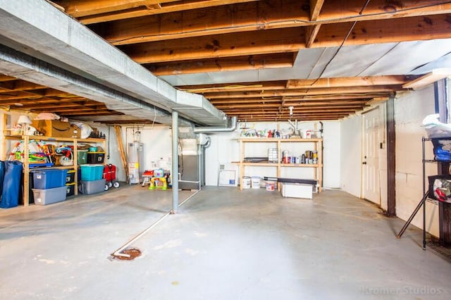 212 James Ave, Erlanger, KY 41018 - unfinished below grade area featuring gas water heater
