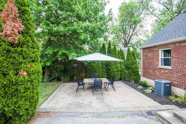 212 James Ave, Erlanger, KY 41018 - view of patio / terrace with central AC unit and outdoor dining space