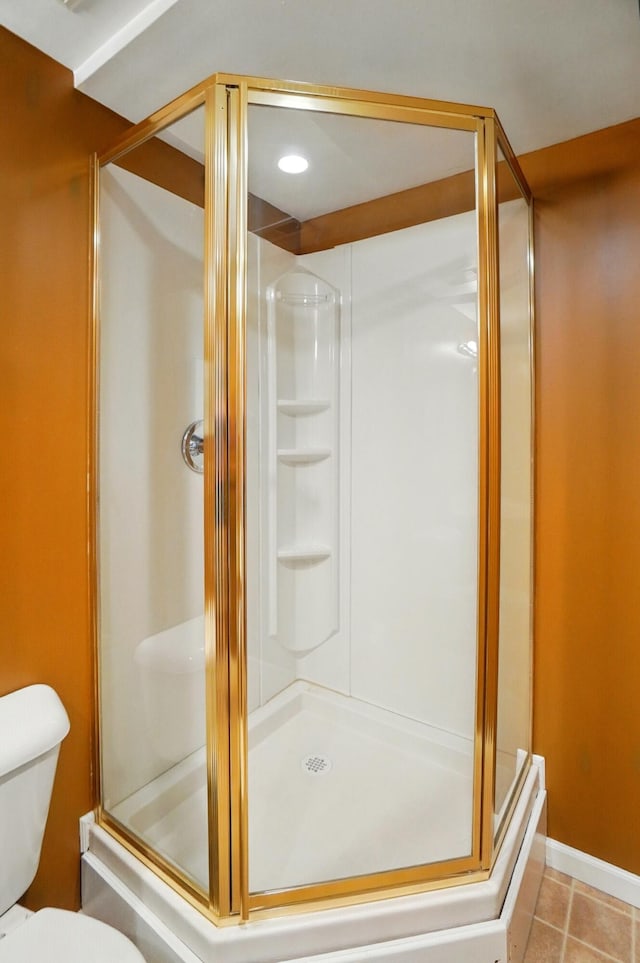 856 Moonstone Ct, Crescent Springs, KY 41017 - full bath featuring toilet, a shower stall, and tile patterned flooring