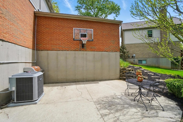 856 Moonstone Ct, Crescent Springs, KY 41017 - view of patio / terrace featuring central AC unit