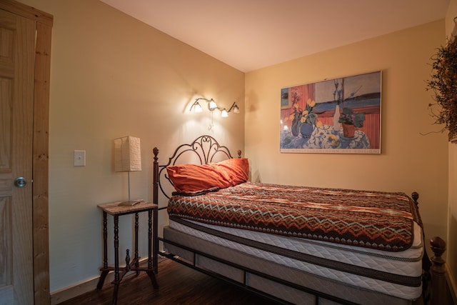 1145 Hillandale Dr, Sanders, KY 41083 - bedroom with wood finished floors and baseboards
