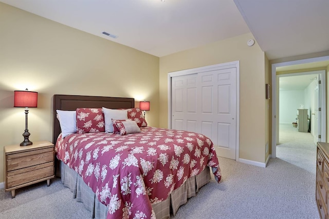 2754 Mansion Pl, Crestview Hills, KY 41017 - carpeted bedroom with a closet and baseboards