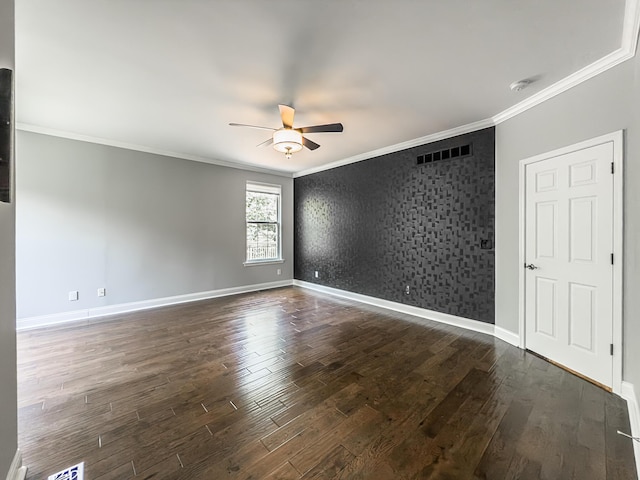 2563 Twin Hills Ct, Union, KY 41091 - unfurnished room featuring ornamental molding, a ceiling fan, wood finished floors, and baseboards