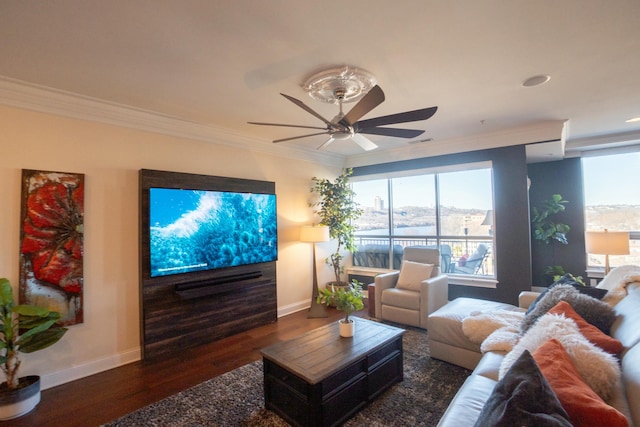 101 Harbor Greene Dr Unit W705, Bellevue, KY 41073 - living room with baseboards, crown molding, wood finished floors, and a ceiling fan