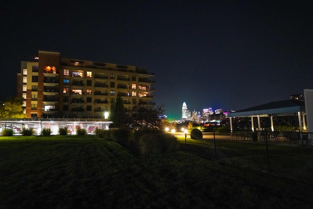 101 Harbor Greene Dr Unit W705, Bellevue, KY 41073 - view of property at twilight