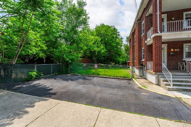 309 Hawthorne St, Covington, KY 41014 - view of patio with a balcony