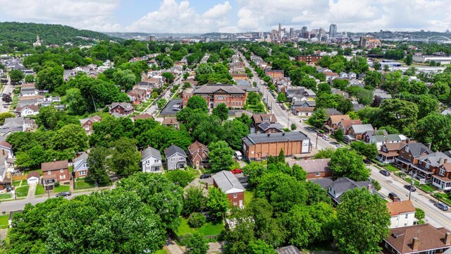 309 Hawthorne St, Covington, KY 41014 - aerial overview of property's location featuring nearby suburban area