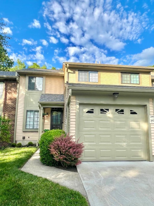 202 Shaker Heights Ln, Crestview Hills, KY 41017 - view of front of house featuring an attached garage and concrete driveway