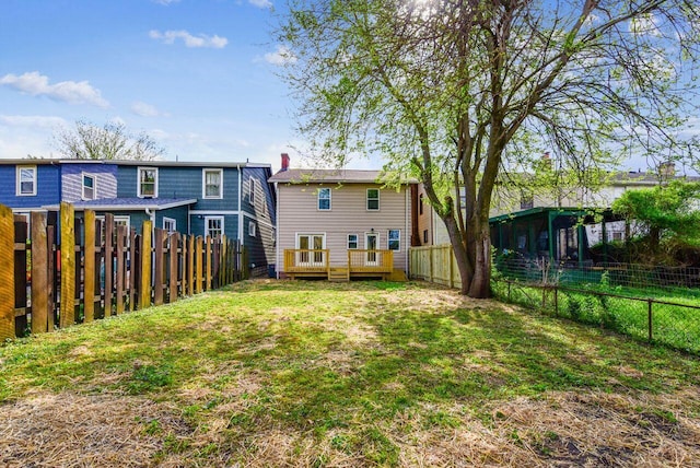 831 Linden Ave, Newport, KY 41071 - rear view of house featuring a deck
