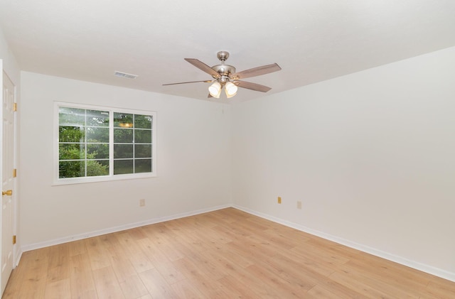 2308 Sawmill Ct Unit 207, Burlington, KY 41005 - unfurnished room featuring light wood finished floors, ceiling fan, and baseboards