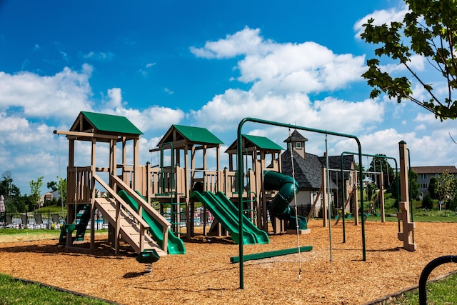 3328 Mackenzie Ct Unit 717A, Union, KY 41091 - view of community jungle gym