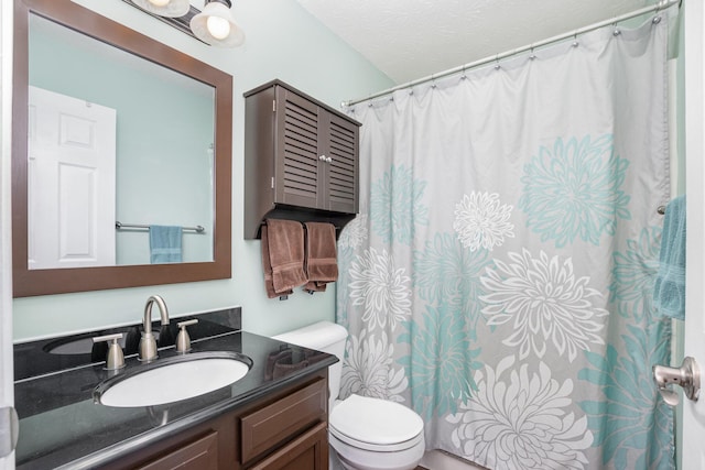 2139 Algiers St, Union, KY 41091 - bathroom with vanity, toilet, a shower with shower curtain, and a textured ceiling
