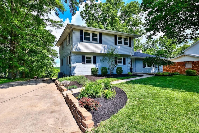 724 Dudley Rd, Edgewood, KY 41017 - colonial inspired home with brick siding and a front lawn