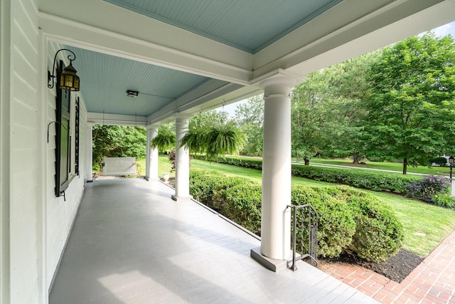 34 Ridge Rd, Fort Mitchell, KY 41011 - view of covered porch